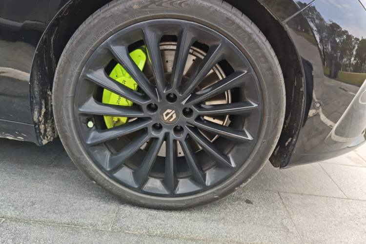 Used Leapmotor C01 2023 630 All-Wheel-Drive Performance Version Right Front Wheel Hub