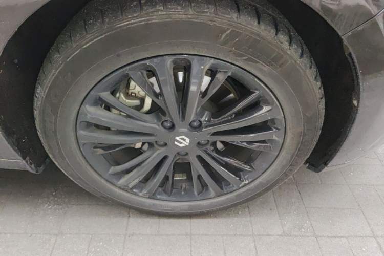 Used Leapmotor C01 2023 525 Comfort Edition Right Front Wheel Hub