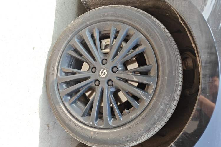 Used Leapmotor C01 2023 525 Comfort Edition Right Front Wheel Hub