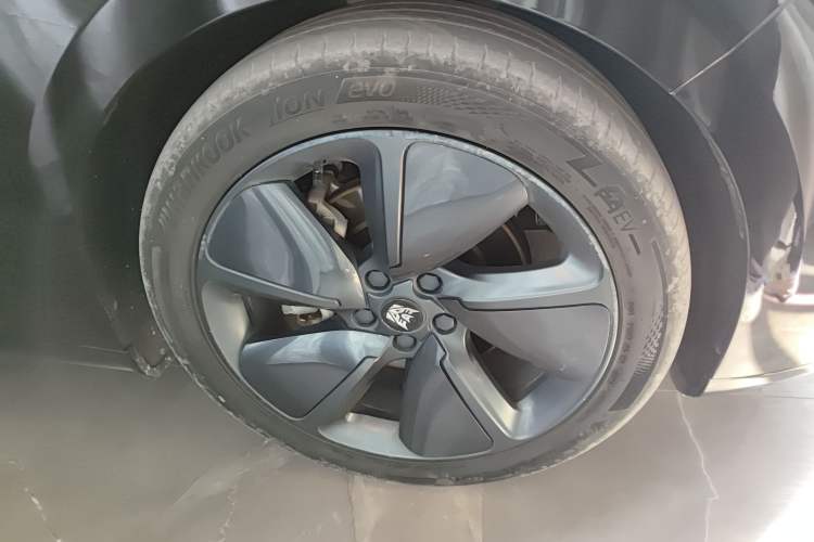 Used Leapmotor C01 2023 525 Comfort Edition Right Front Wheel Hub