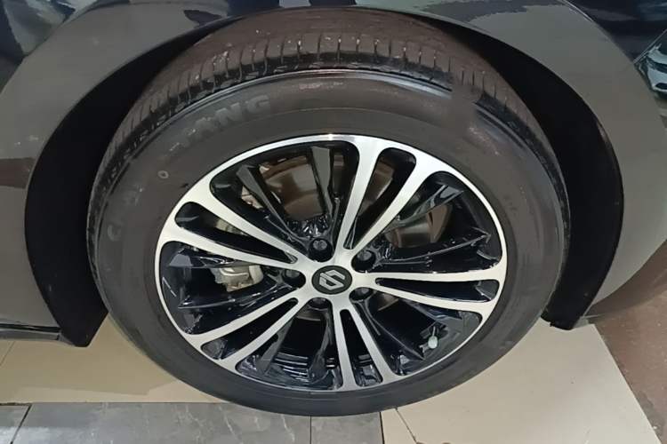 Used Leapmotor C01 2023 525 Comfort Edition Right Rear Wheel Hub