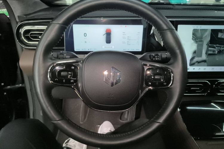Used Leapmotor C01 2023 Range-Extended 316 Smart Edition Steering Wheel