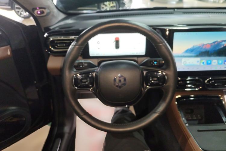 Used Leapmotor C01 2023 630 All-Wheel-Drive Performance Version Steering Wheel