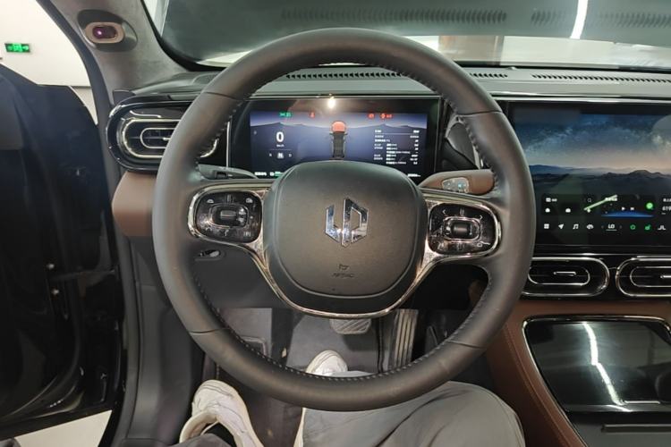 Used Leapmotor C01 2023 Range-Extended 316 Smart Edition Steering Wheel