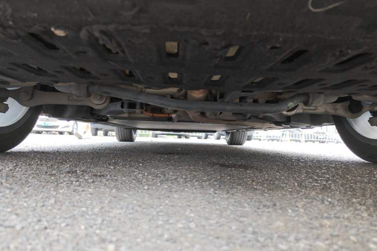Used Leapmotor C01 2023 Extended-Range 316 Comfort Edition Chassis Front