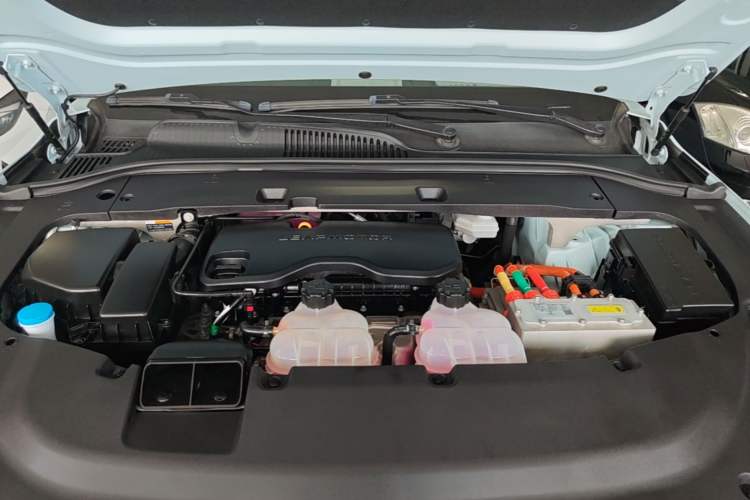 Used Leapmotor C01 2023 Range-Extended 216 Comfort Edition Engine Bay