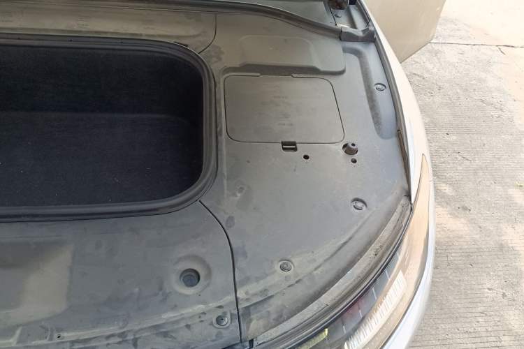 Used Leapmotor C01 2023 606 Smart Edition Engine Bay Left