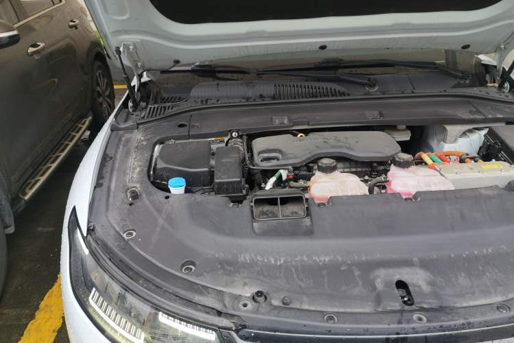 Used Leapmotor C01 2023 Range-Extended 216 Comfort Edition Engine Bay Right