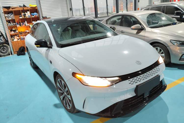 Used Leapmotor C01 2023 Range-Extended 216 Comfort Edition Exterior 2