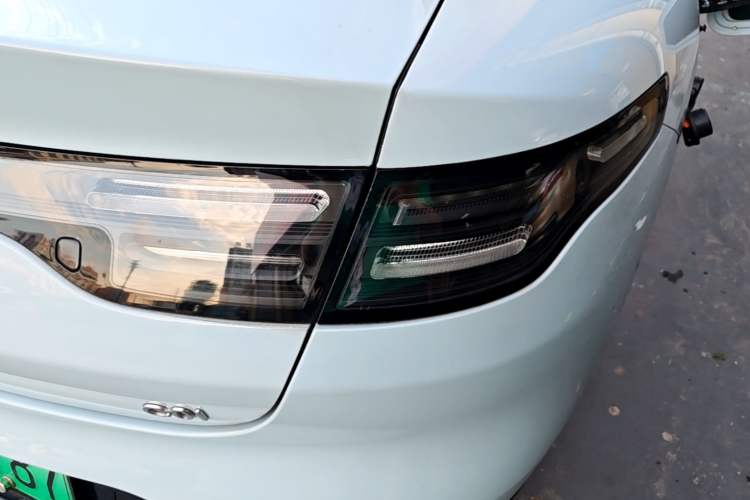 Used Leapmotor C01 2023 Range-Extended 216 Comfort Edition Exterior 3