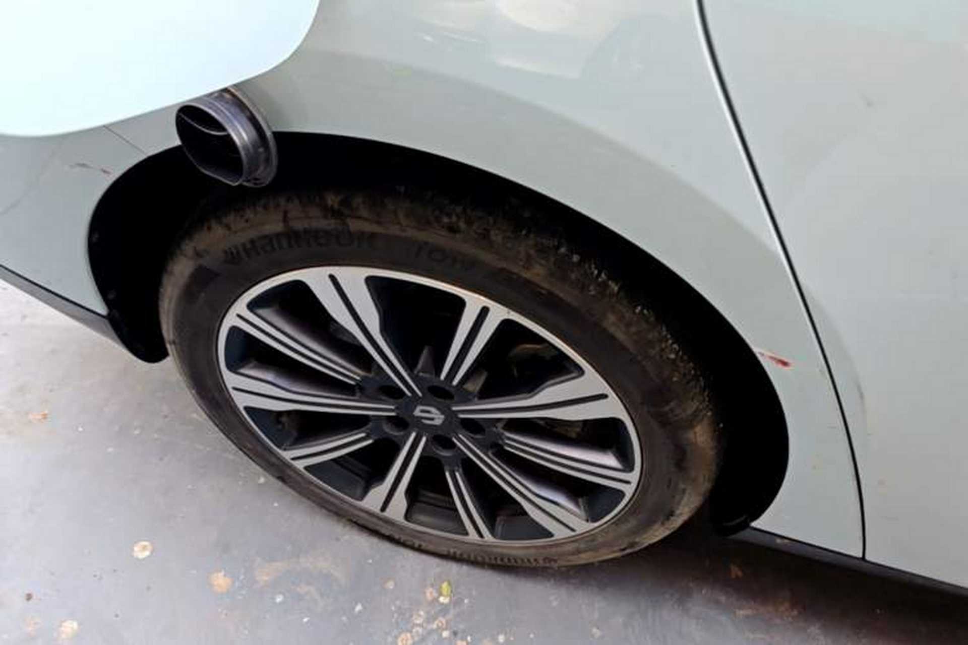 Used Leapmotor C01 2023 Range-Extended 216 Comfort Edition Exterior 5