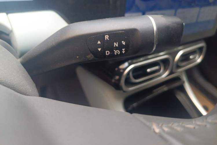 Used Leapmotor C01 2023 Extended-Range 316 Comfort Edition Gear Lever