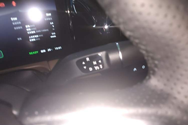 Used Leapmotor C01 2023 525 Comfort Edition Gear Lever