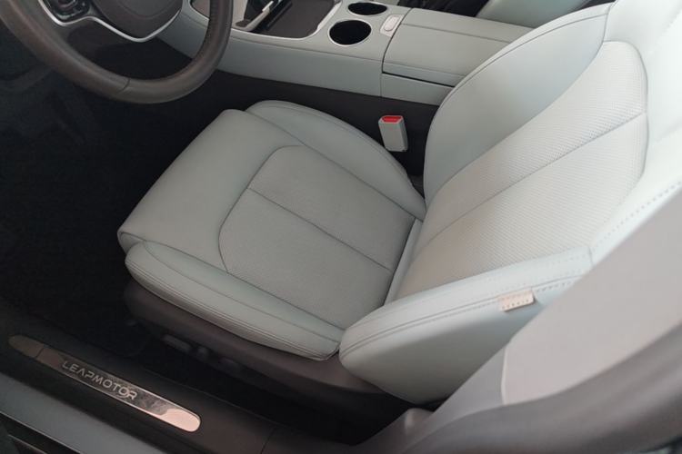 Used Leapmotor C01 2023 Range-Extended 216 Comfort Edition Left Front Seat
