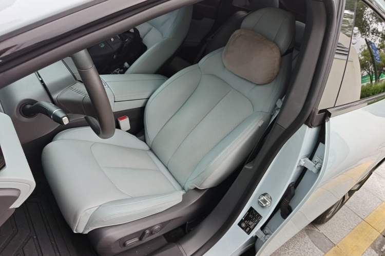 Used Leapmotor C01 2023 Range-Extended 216 Comfort Edition Left Front Seat