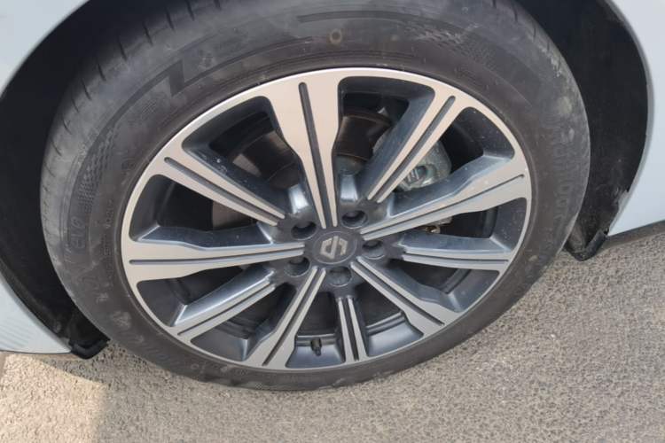 Used Leapmotor C01 2023 525 Comfort Edition Left Front Wheel Hub