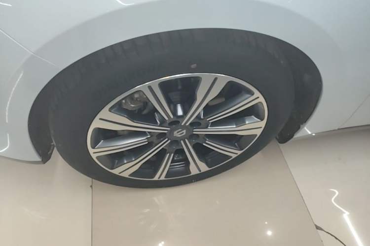 Used Leapmotor C01 2023 Range-Extended 216 Comfort Edition Left Front Wheel Hub