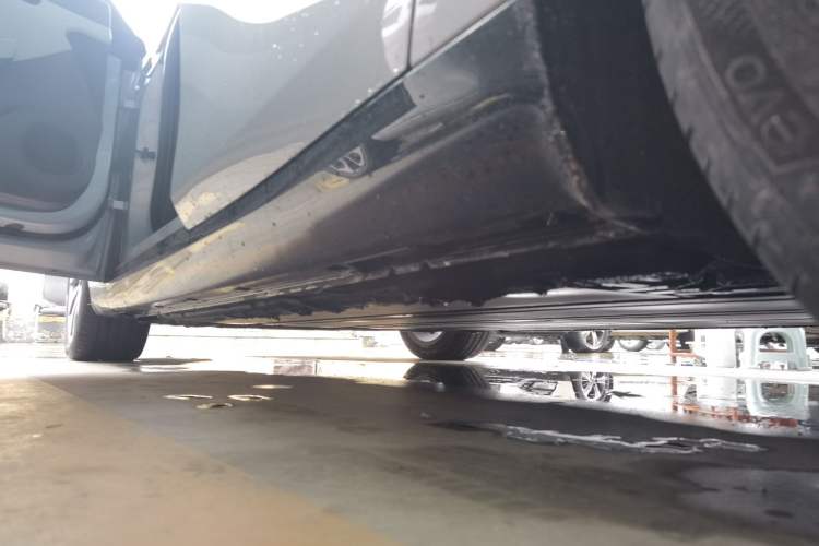 Used Leapmotor C01 2023 525 Comfort Edition Left Side Sill
