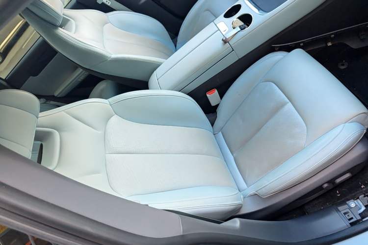 Used Leapmotor C01 2023 Range-Extended 216 Comfort Edition Right Front Seat