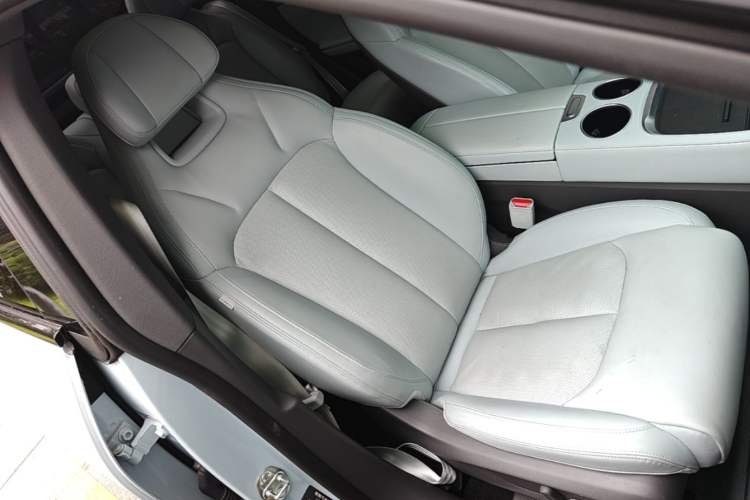 Used Leapmotor C01 2023 Range-Extended 216 Comfort Edition Right Front Seat