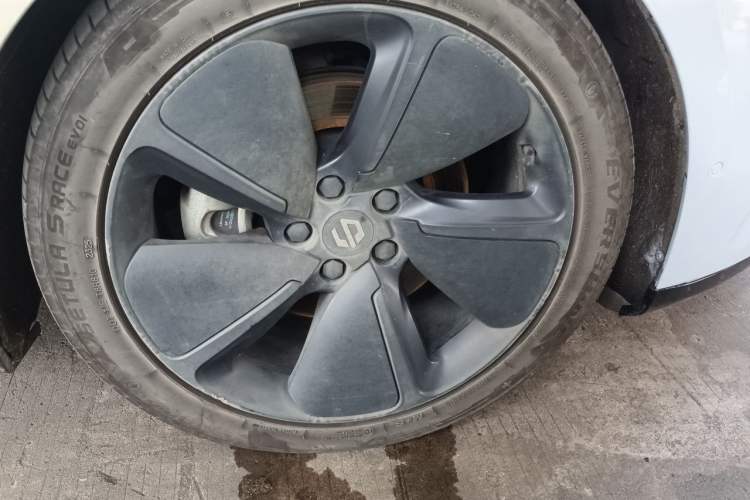 Used Leapmotor C01 2023 606 Smart Edition Right Front Wheel Hub