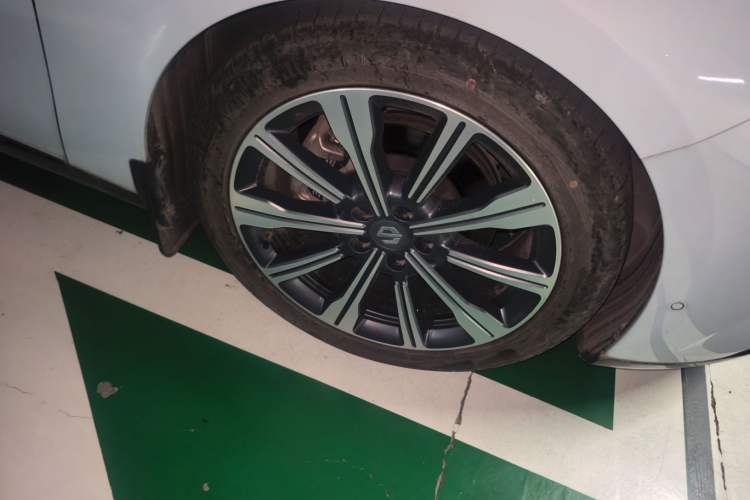 Used Leapmotor C01 2023 606 Smart Edition Right Front Wheel Hub