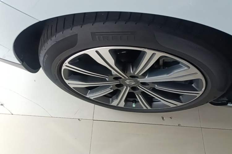 Used Leapmotor C01 2023 525 Comfort Edition Right Rear Wheel Hub