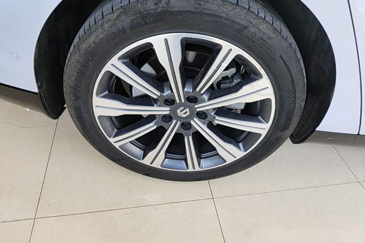 Used Leapmotor C01 2023 Range-Extended 316 Smart Edition Right Rear Wheel Hub