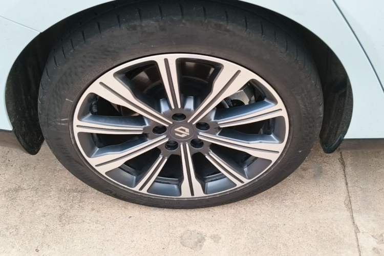 Used Leapmotor C01 2023 525 Comfort Edition Right Rear Wheel Hub