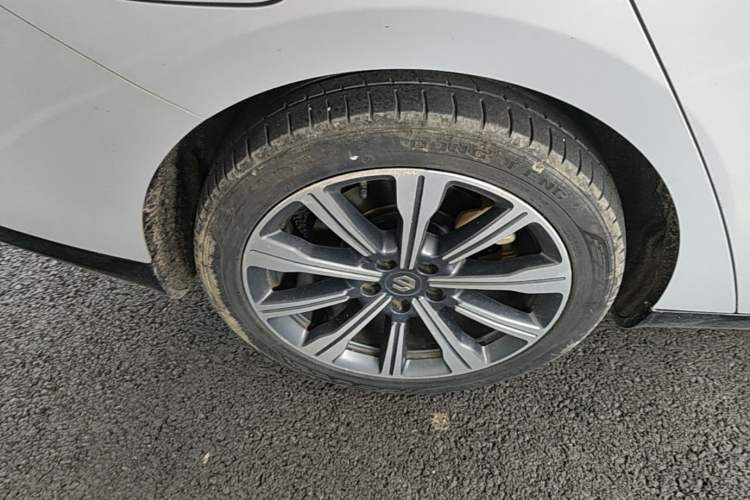 Used Leapmotor C01 2023 Range-Extended 216 Comfort Edition Right Rear Wheel Hub