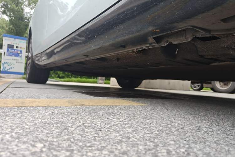 Used Leapmotor C01 2023 Range-Extended 216 Comfort Edition Right Side Sill