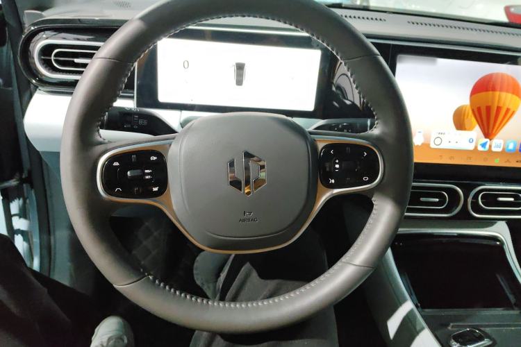 Used Leapmotor C01 2023 Range-Extended 216 Comfort Edition Steering Wheel