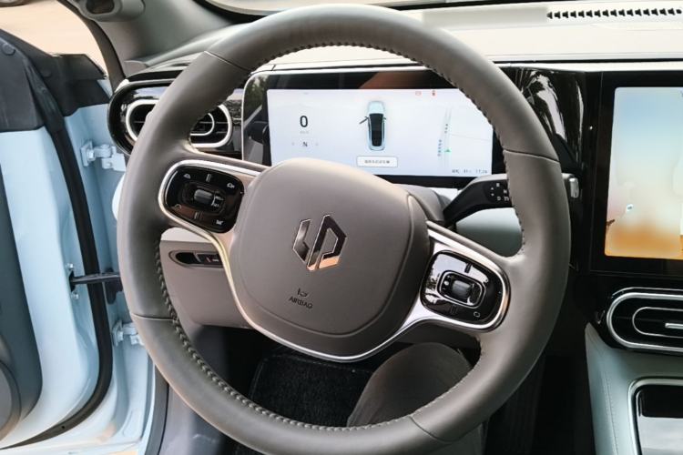Used Leapmotor C01 2023 525 Comfort Edition Steering Wheel