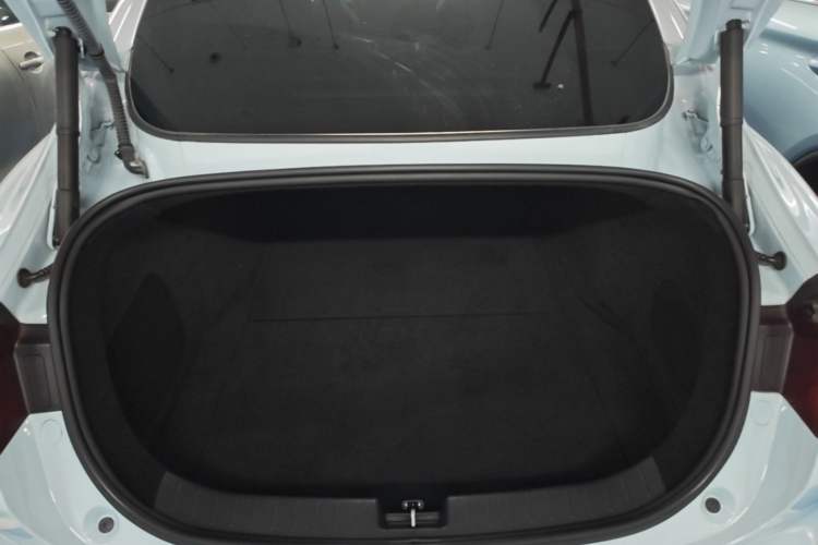 Used Leapmotor C01 2023 Range-Extended 216 Comfort Edition Trunk