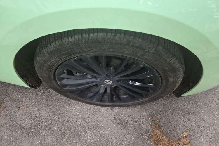 Used Leapmotor C01 2023 525 Comfort Edition Right Front Wheel Hub