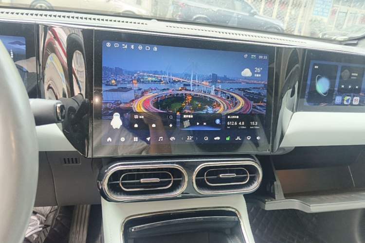 Used Leapmotor C01 2023 Range-Extended 316 Smart Edition Audio And AC Panel