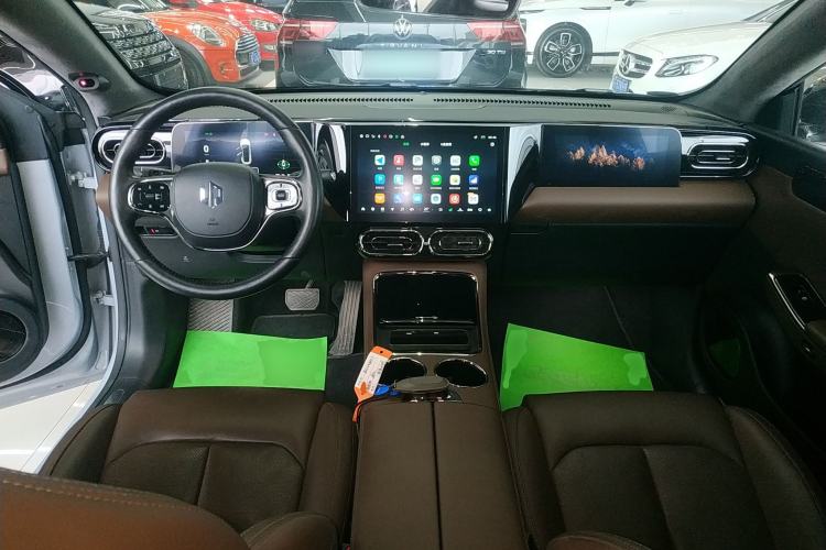 Used Leapmotor C01 2023 Range-Extended 316 Smart Edition Center Console