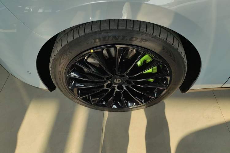 Used Leapmotor C01 2023 630 All-Wheel-Drive Performance Version Exterior 7