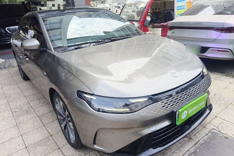 Used Leapmotor C01 2023 Range-Extended 316 Smart Edition Front Right 45 Deg