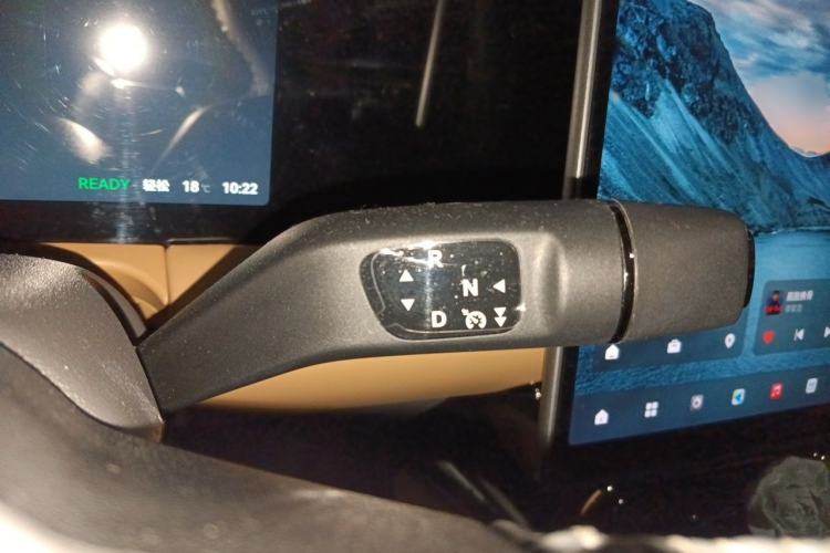 Used Leapmotor C01 2023 525 Comfort Edition Gear Lever