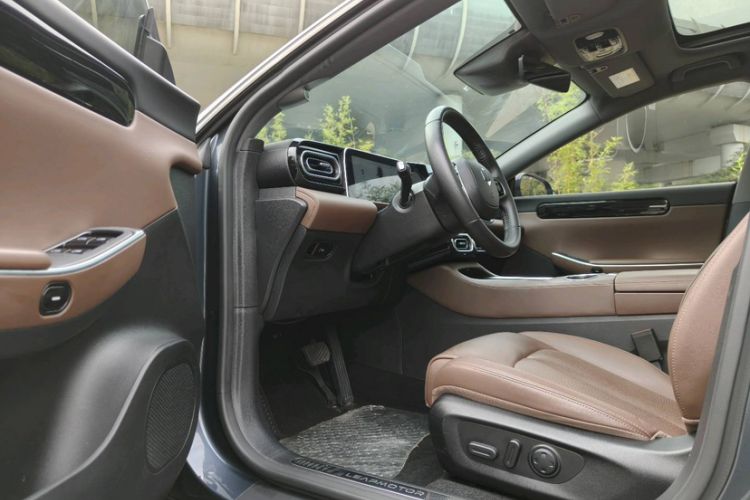 Used Leapmotor C01 2023 Range-Extended 216 Comfort Edition Interior 1