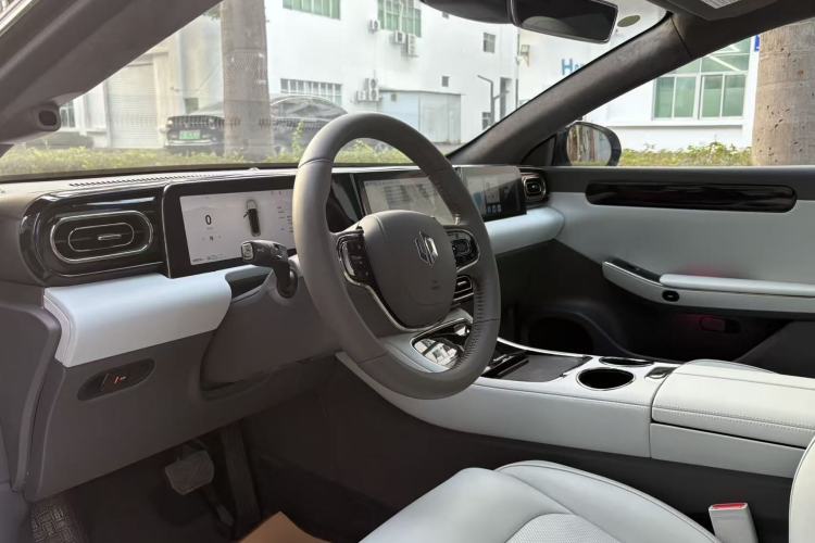 Used Leapmotor C01 2023 630 All-Wheel-Drive Performance Version Interior 2
