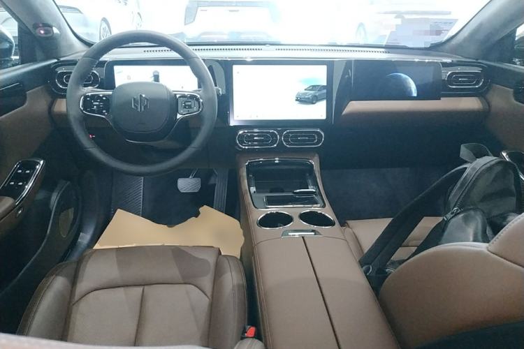 Used Leapmotor C01 2023 630 All-Wheel-Drive Performance Version Interior 2