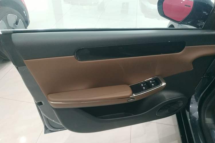 Used Leapmotor C01 2023 630 All-Wheel-Drive Performance Version Interior 7