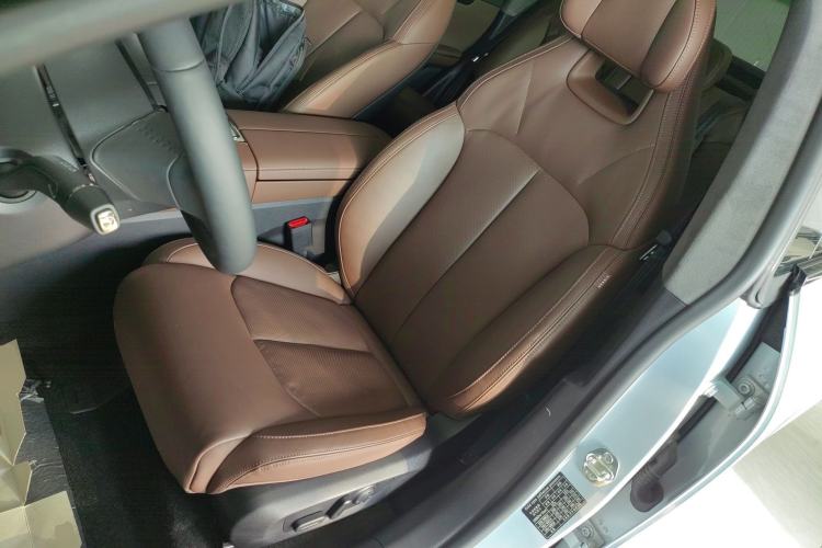 Used Leapmotor C01 2023 630 All-Wheel-Drive Performance Version Left Front Seat