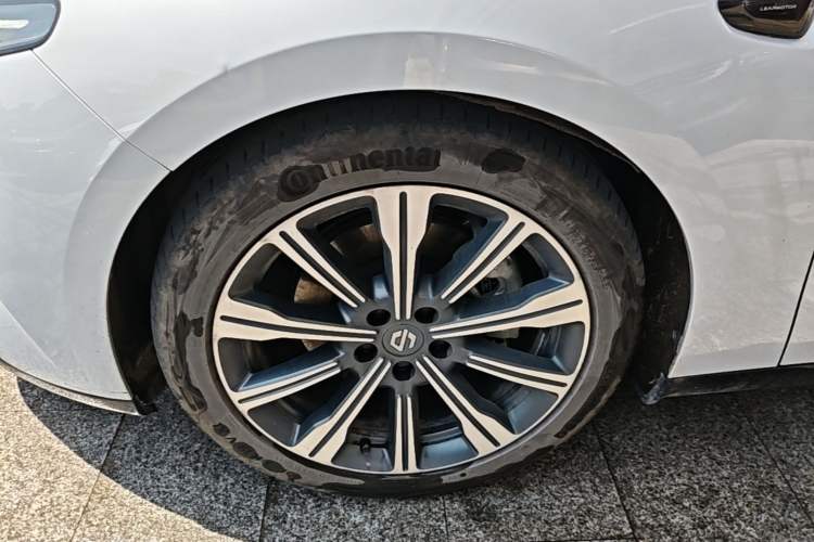Used Leapmotor C01 2023 525 Smart Drive Edition Left Front Wheel Hub