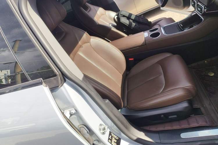 Used Leapmotor C01 2023 525 Comfort Edition Right Front Seat