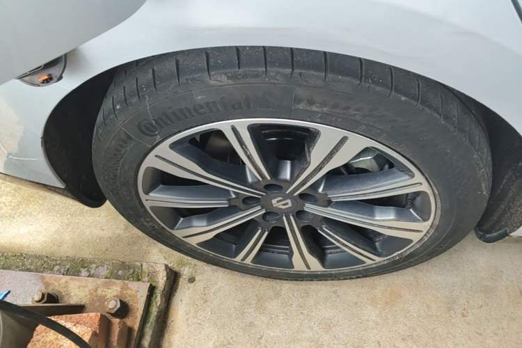 Used Leapmotor C01 2023 525 Comfort Edition Right Rear Wheel Hub