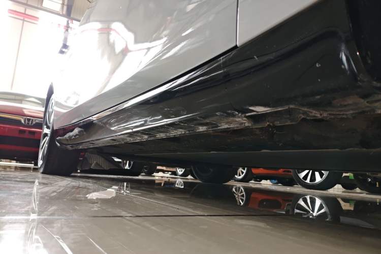 Used Leapmotor C01 2023 Range-Extended 316 Smart Edition Right Side Sill