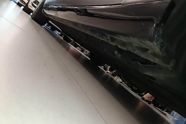 Used Leapmotor C01 2023 525 Comfort Edition Right Side Sill
